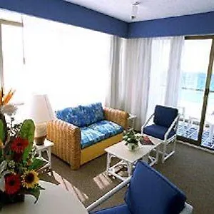 https://caribbean-village-cancun.quintano-roohotels.com